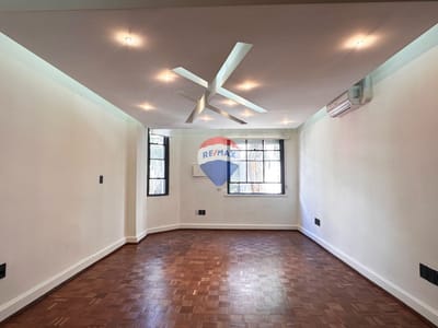 ALQUILER OFICINAS CIUDAD VIEJA PISO COMPLETO