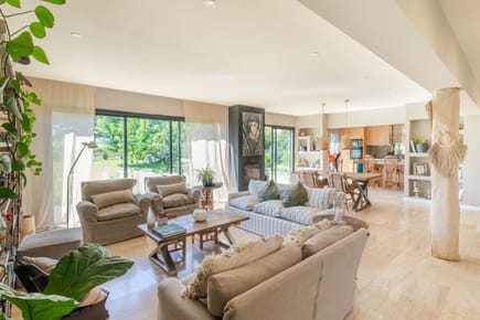 VENTA CASA 4 DORMITORIOS VIÑEDOS DE LA TAHONA