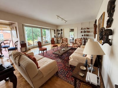 Venta de apartamento 3 dormitorios 1garage pocitos