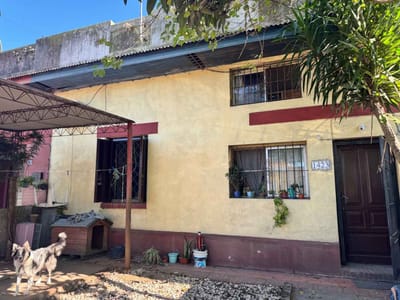 Venta de casa 2 dormitorios en barrio Peñarol