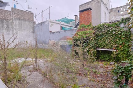 VENTA CASA A RECICLAR LA COMERCIAL