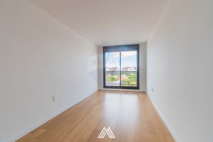VENTA MONOAMBIENTE CON BALCÒN PUNTA CARRETAS