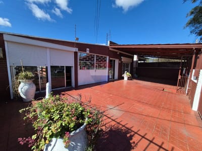 VENTA CASA MALVIN NORTE 3 DORM. GGE. BARBACOA