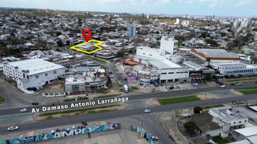 VENTA - LOCAL INDUSTRIAL - PROXIMO MERCADO MODELO