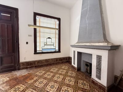 VENTA Casa a reciclar con local al frente, Buceo