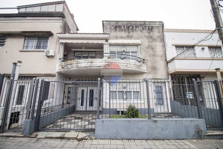 VENTA CASA LA BLANQUEADA 3 DORM MAS 1 SERV 2 BAÑOS