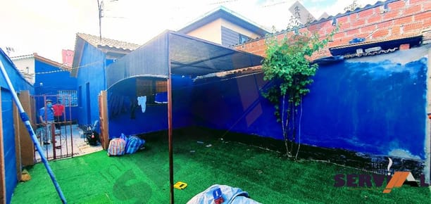 CASA INDEPENDIENTE EN ANTICRÉTICO EN INMEDIACIONES PARQUE LA TORRE AV. HEROINAS