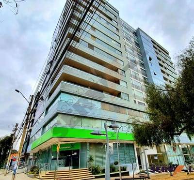 BONITO DEPARTAMENTO EN VENTA EN INMEDIACIONES DE LA AV. AMÉRICA Y SOMBRERO DE CHOLA