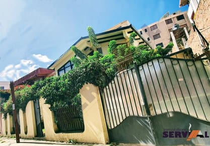 CASA EN VENTA EN INMEDIACIONES DE LA PLAZUELA CALA-CALA
