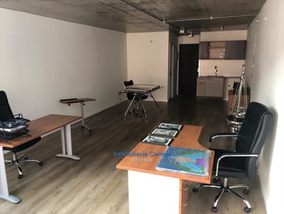 Venta monoambiente Pocitos Nuevo con gran patio
