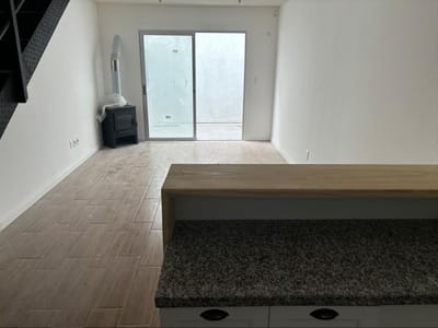 Estrena !!!! casa Brazo Oriental 2 dormitrios con cochera