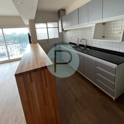 Ponce 2 dormitorios 2 baños semiequipado. Piso alto