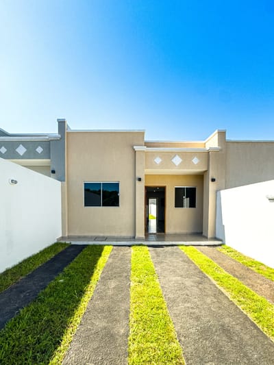 Casa a Estrenar en Luque | 2 Habitaciones + Quincho | Apto Crédito