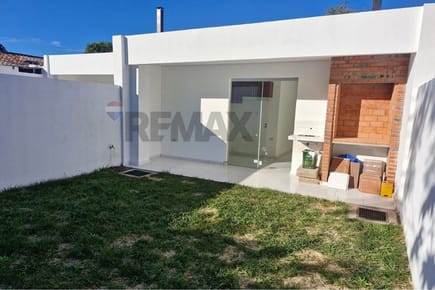 DUPLEX EN LUQUE ZONA CAÑADA GARAY