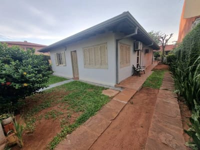 Casa En Venta En Mariano Roque Alonso. 