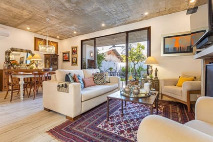 DUPLEX DE 3 DORMITORIOS EN SUITE EN POZO - BARRIO MBURUCUYA  