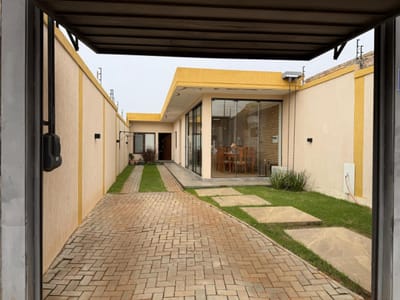 VENDO CASA EN BARRIO CAÑADA GARAY LUQUE!!!