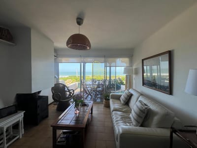 Alquiler de temporada Departamento 2 dormitorios La Barra Punta del Este