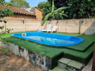 Oportunidad de inversion - terreno con construccion en barrio Mbocayaty