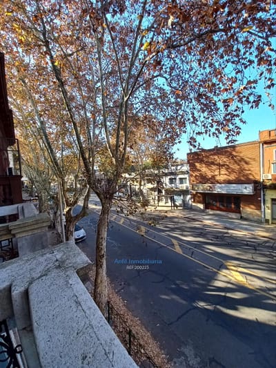VENTA CASA DE ALTOS 6 DORMITORIOS AZOTEA CON PARRILLERO