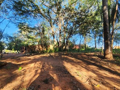 VENDO TERRENO EN LIMPIO ZONA AVDA SAN FRANCISCO SOLANO