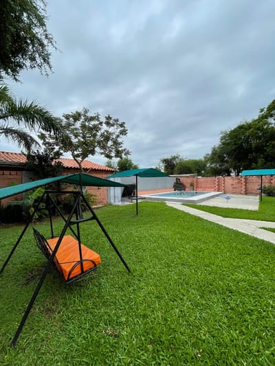  AMPLIA CASA QUINTA EN VENTA