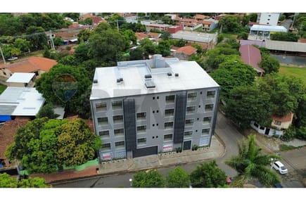 AMPLIO DEPARTAMENTO A LA VENTA