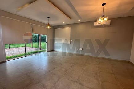 Casa - Alquiler - Lambaré, Central, Paraguay