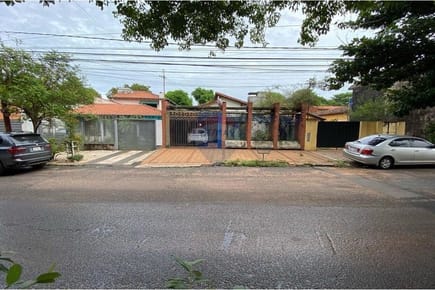 VENDO CASA A REFACCIONAR EN ASUNCIÓN-PINOZA