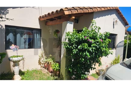 VENDO CASA EN BARRIO JARA 