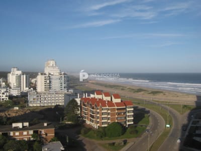 Apartamento en Alquiler, Brava, Punta del Este, 2 Dormitorios.