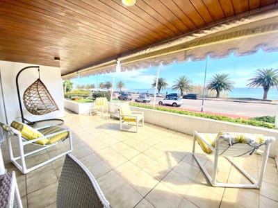 Venta departamento 3 dormitorios y 3 baños con jardín