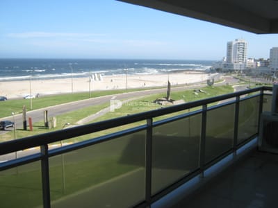 Apartamento en Alquiler, Brava, Punta del Este, 3 Dormitorios.