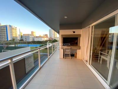 Apartamento en alquiler de temporada 3 dormitorios Punta del Este