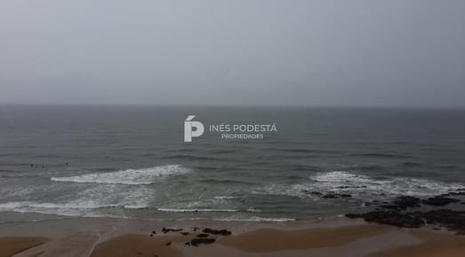 Venta apartamento 4 dormitorios frente al mar Brava