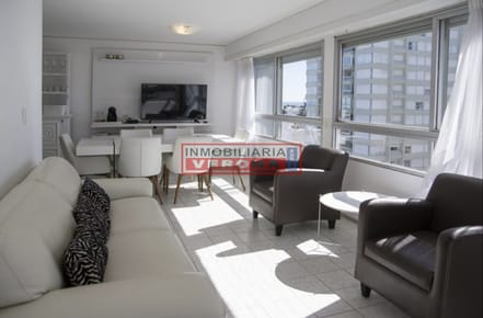 Apartamento en Peninsula, 2 dormitorios *