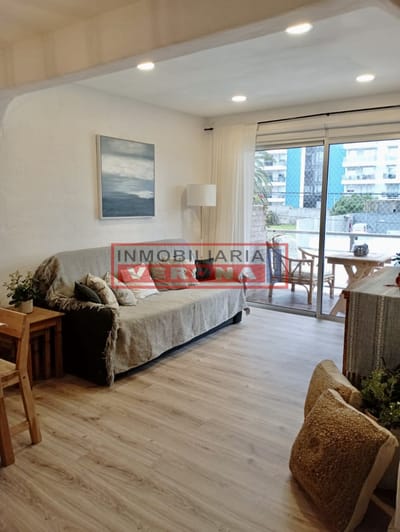 Oportunidad 1 Dorm, tza y cochera a mts de la Playa!