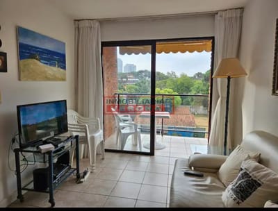 Apto 2 dorms - A mts Playa Brava