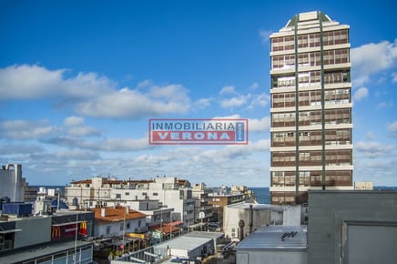 Apartamento monoambiente en venta en LUX TOWER, Peninsula.