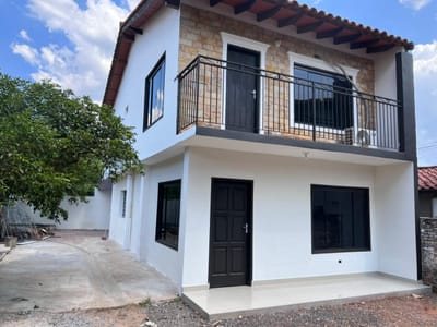 Casa Fernando Detras De Tigo Av. Zavala 