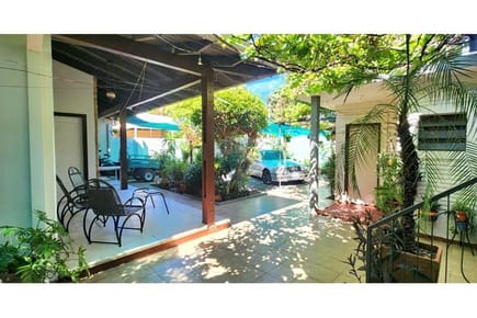 VENDO CASA ZONA UNIVERSIDAD AMERICANA BARRIO JARA