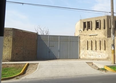 TERRENO EN VENTA 10000 M2 AV ALFONSO UGARTE - ATE