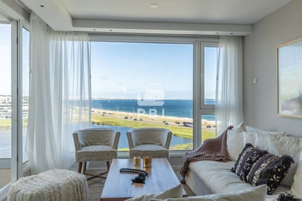 Apartamento frente a la Laguna del Diario, Punta Del Este -  Poseidón Torre Mar  - Ref : PBI13319