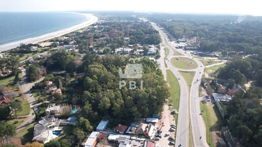 Espectacular Lote sobre Ruta Interbalnearia en venta en Solanas - Punta del Este - Ref : PBI13439