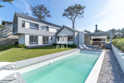 Venta de Residencia Premium en Barrio Privado  - Ref : PBI14891
