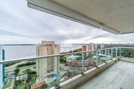 Venta de Apartamento 3 dormitorios  - Gala Tower - Ref : PBI15873