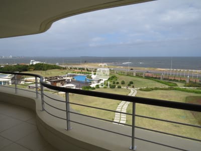 Venta apartamento 3 dormitorios, Playa Mansa. - Veramansa - Ref : PBI593