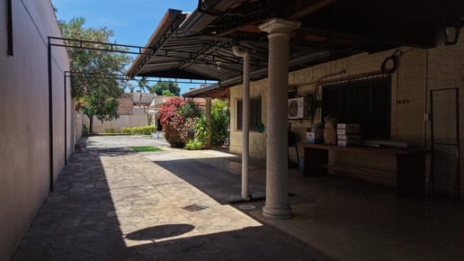 VENDO HERMOSA CASA EN EL BARRIO SAN VICENTE