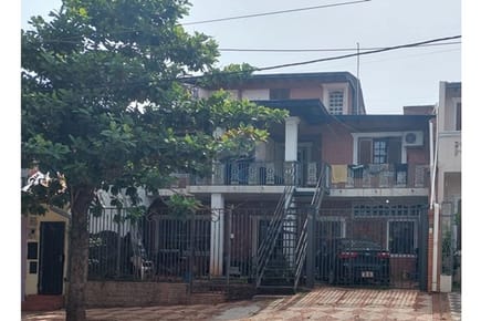 Propiedad para Inversión de 339,48 m2 a 2 calles