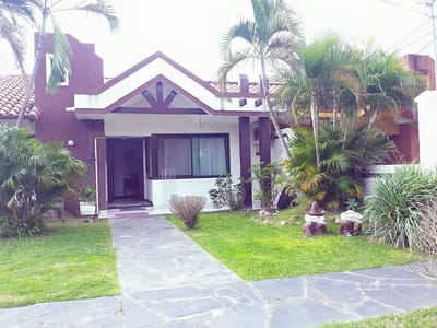 A LA VENTA HERMSOSA CASA